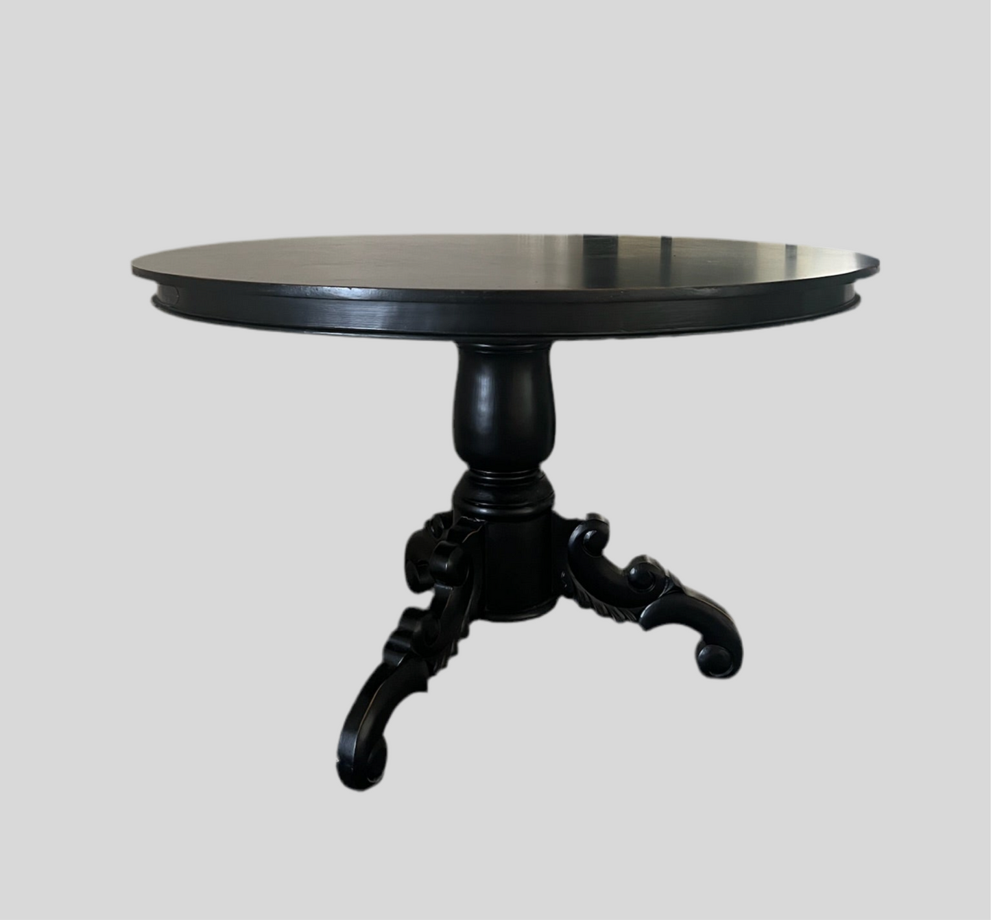 Restoration Hardware Round Table